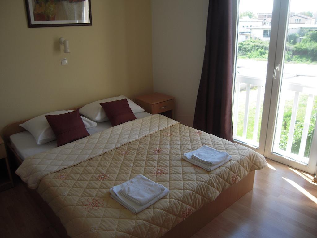 Guest House Regina Mundi Medjugorje Ngoại thất bức ảnh