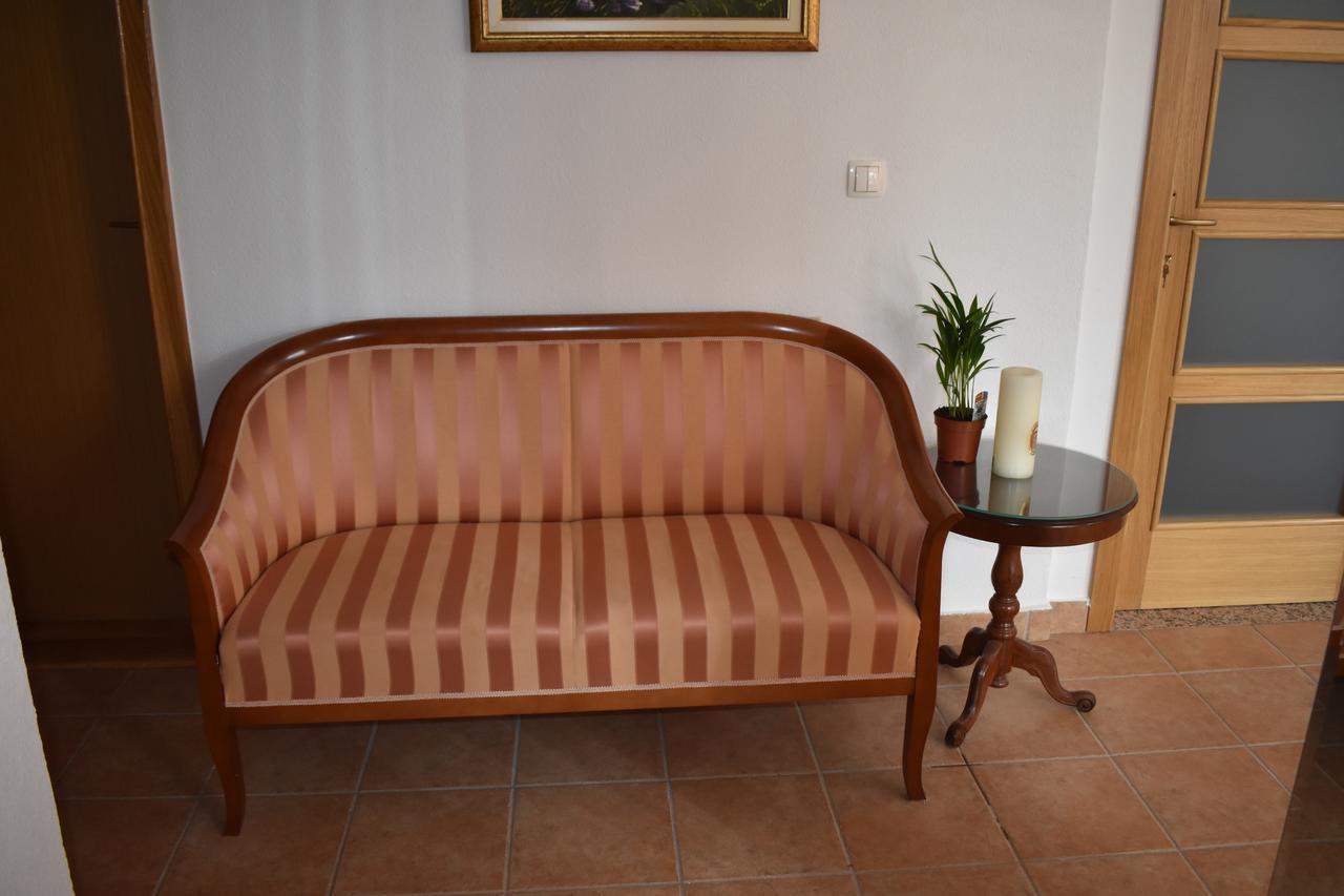 Guest House Regina Mundi Medjugorje Ngoại thất bức ảnh