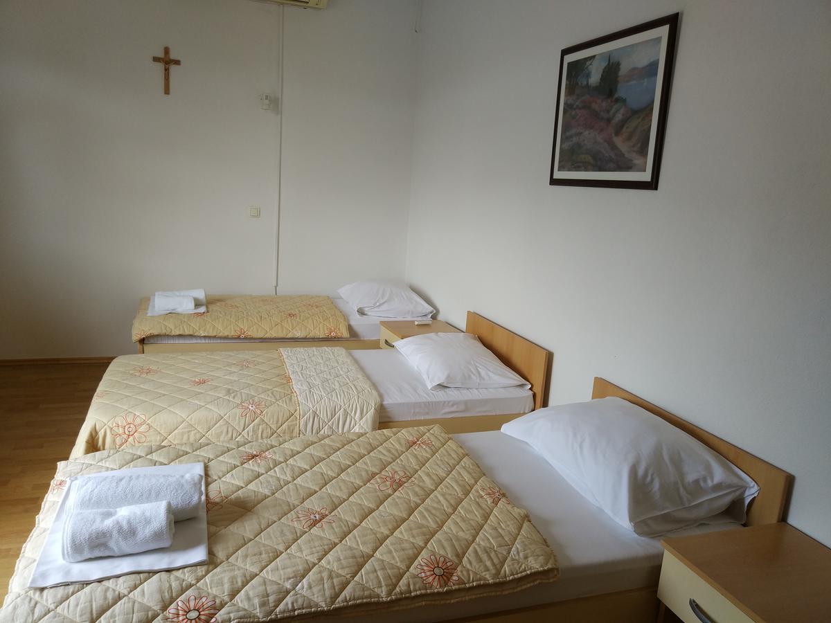 Guest House Regina Mundi Medjugorje Ngoại thất bức ảnh